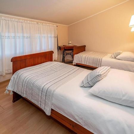 Apartments Villa Roza Drazice Oda fotoğraf
